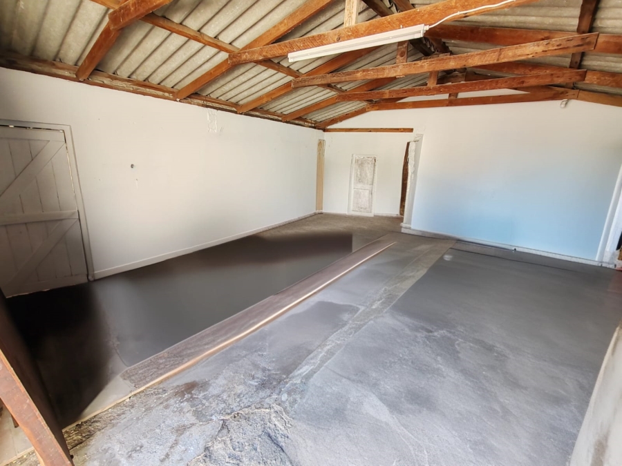 4 Bedroom Property for Sale in Gansbaai Central Western Cape
